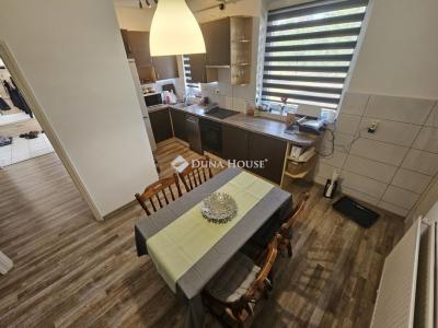 Eladó családi ház Győr