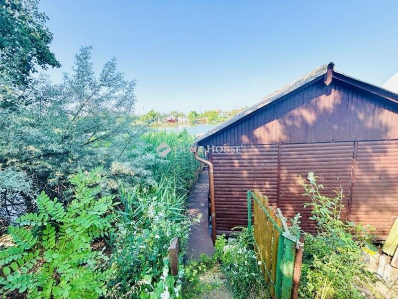 Eladó nyaraló Szigetszentmiklós