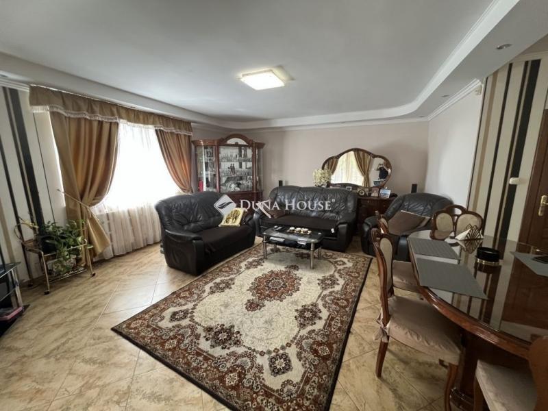 Eladó családi ház Diósd