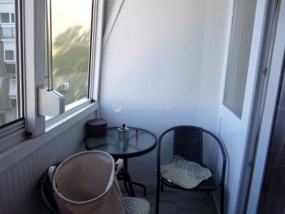 Eladó lakás Komló