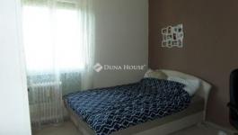 Eladó lakás Komló