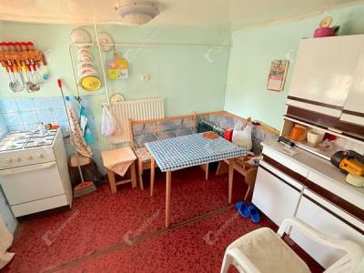 Eladó családi ház Káva