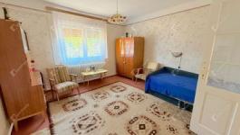 Eladó családi ház Káva