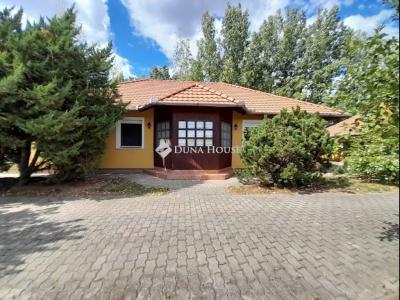Eladó családi ház Békéscsaba