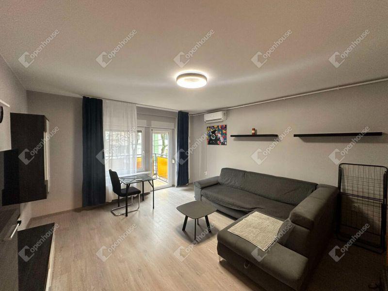 Eladó lakás Balatonalmádi