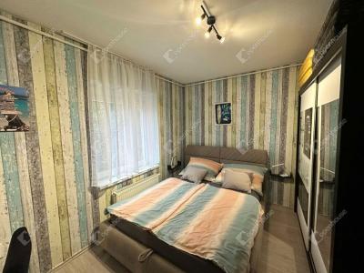 Eladó lakás Balatonalmádi