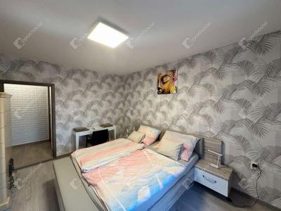 Eladó lakás Balatonalmádi