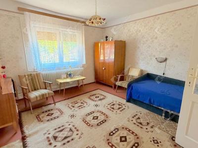 Eladó családi ház Káva