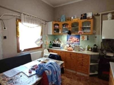 Eladó családi ház Budapest