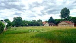 Eladó lakóövezeti telek Csongrád