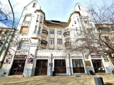 Eladó lakás Szolnok