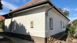 Eladó családi ház Veresegyház