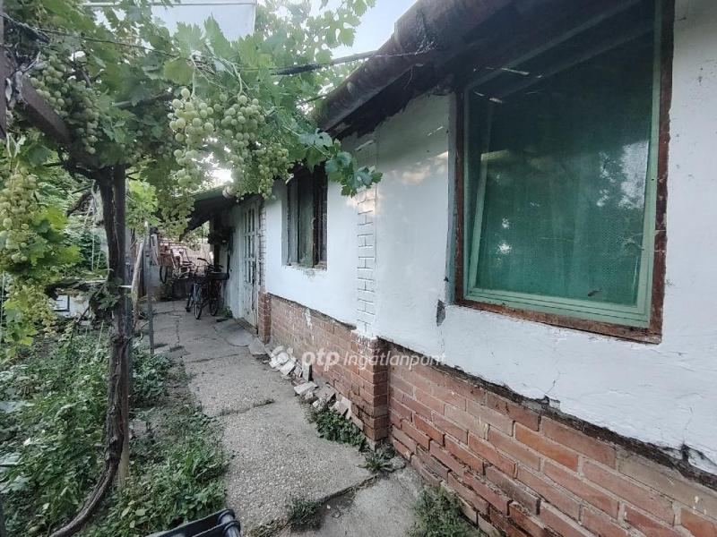 Eladó családi ház Kunszentmárton