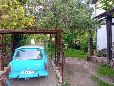 Eladó családi ház Budapest