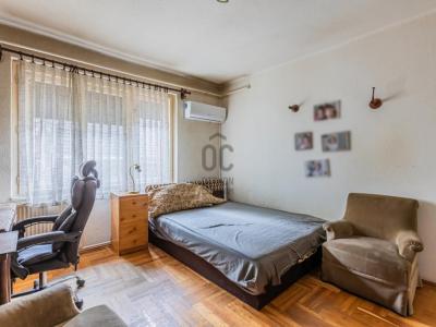 Eladó családi ház Budapest