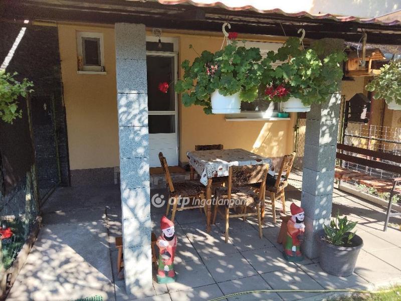 Eladó sorház Tömörkény