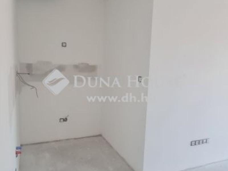 Eladó családi ház Budapest