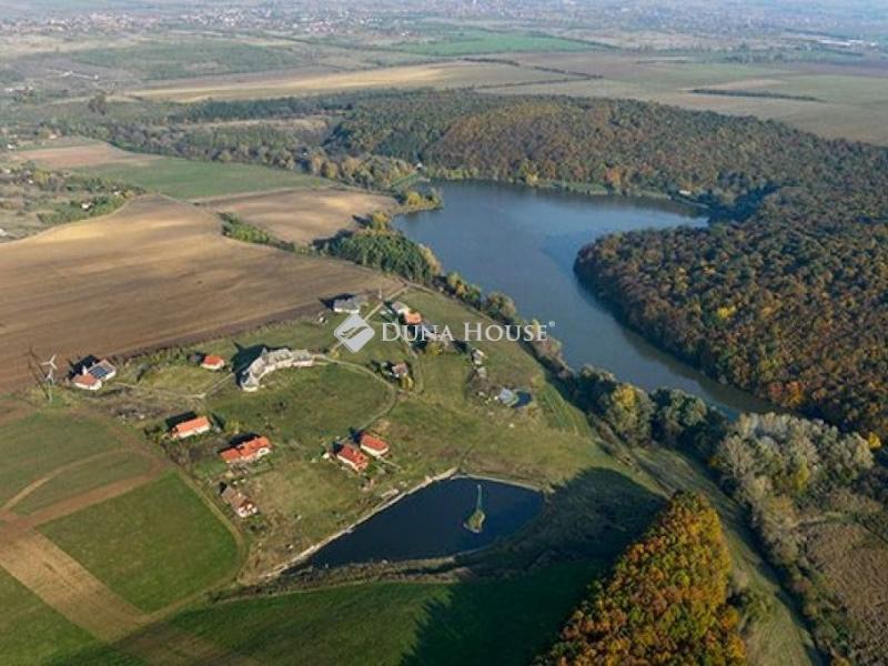 Eladó lakóövezeti telek Galgahévíz