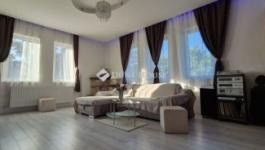 Eladó családi ház Monor