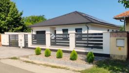 Eladó családi ház Békéscsaba