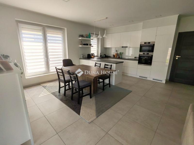 Eladó családi ház Békéscsaba