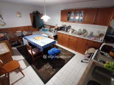 Eladó családi ház Debrecen