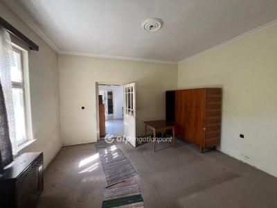 Eladó családi ház Debrecen