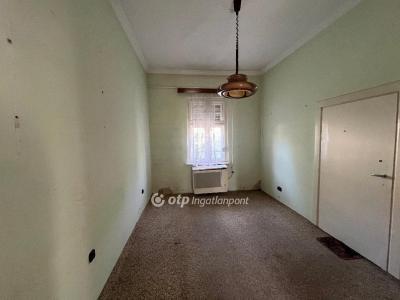 Eladó családi ház Debrecen