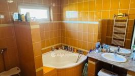 Eladó családi ház Mikepércs