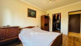 Eladó családi ház Mikepércs