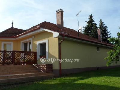 Eladó családi ház Bocskaikert
