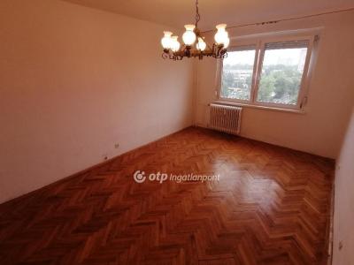 Eladó lakás Debrecen