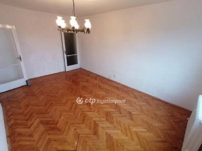 Eladó lakás Debrecen