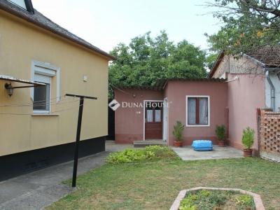 Eladó családi ház Siklós