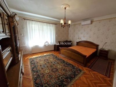 Eladó családi ház Siklós