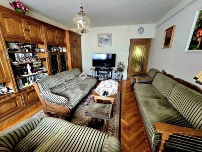 Eladó lakás Pécs