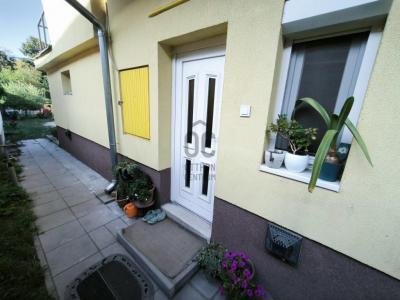 Eladó családi ház Budapest