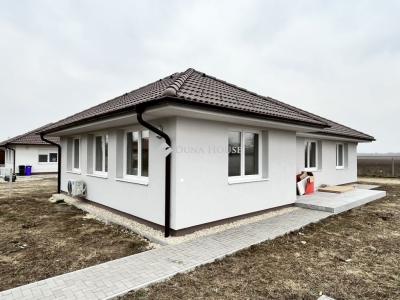 Eladó családi ház Albertirsa