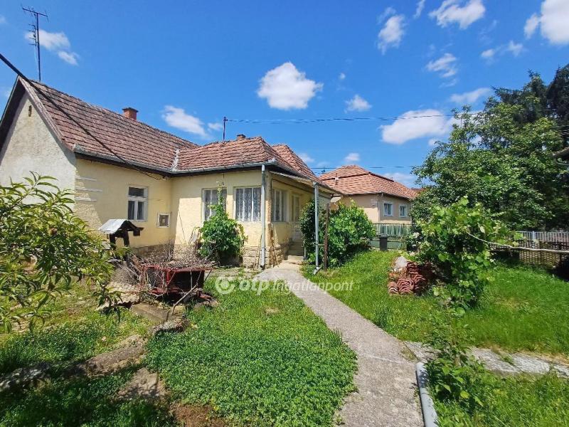 Eladó családi ház Bükkszék