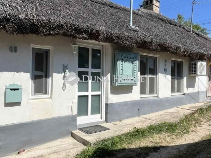 Eladó családi ház Csopak