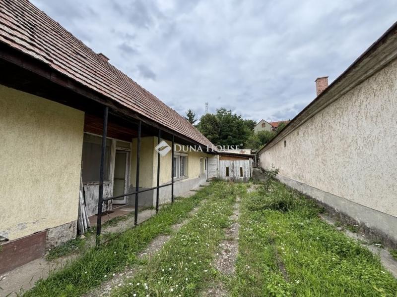 Eladó családi ház Leányvár