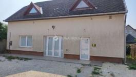 Eladó családi ház Gyál