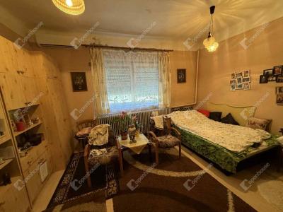 Eladó családi ház Monor