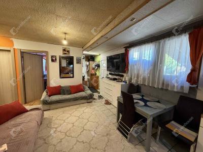 Eladó családi ház Monor