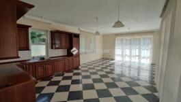 Eladó családi ház Budapest