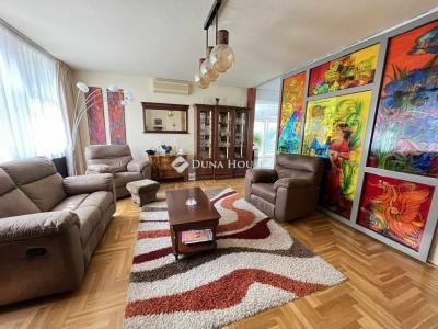 Eladó családi ház Budapest