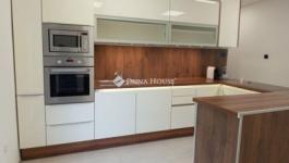 Eladó lakás Komló