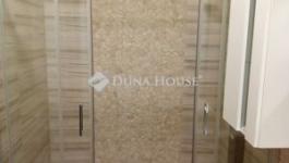 Eladó lakás Komló