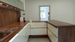 Eladó lakás Komló