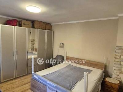 Eladó ikerház Budapest